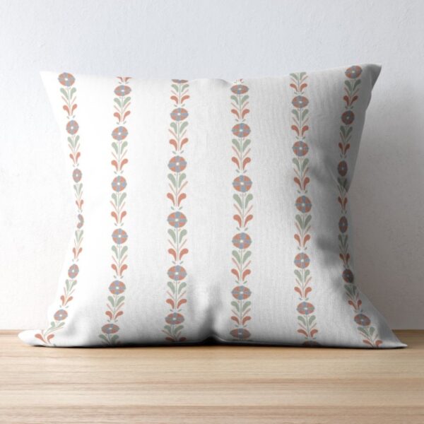 Pillow in Floral Stripe Niagara